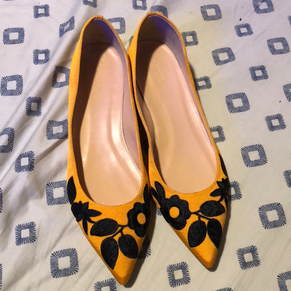 Never worn jcrew flower shoes
